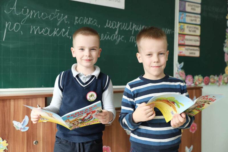 Да рэспубліканскай акцыі “Кожная пятніца — роднае, сваё” далучылася раённая газета “Нясвіжскія навіны”