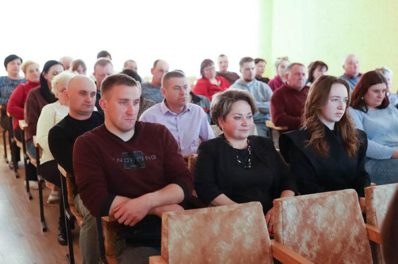 Диалог о развитии и качестве жизни: Андрей Ратомский встретился с трудовым коллективом ОАО «Лань-Несвиж»