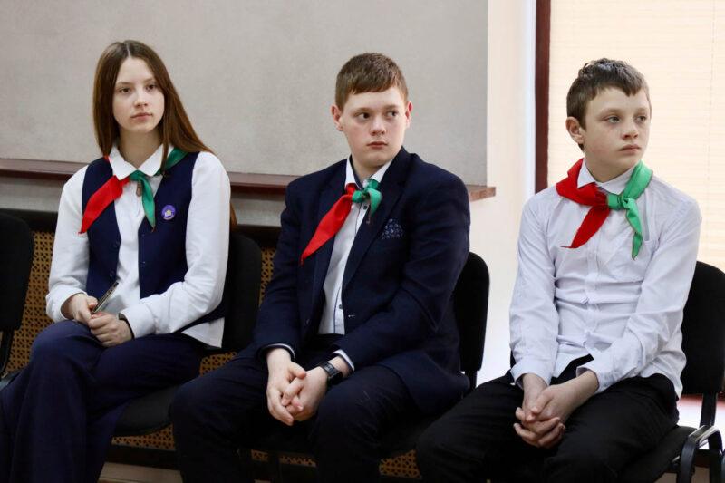 Дружба не знает границ! В Несвиже состоялась встреча участников республиканского пионерского марафона «Путешествуй с БРПО»