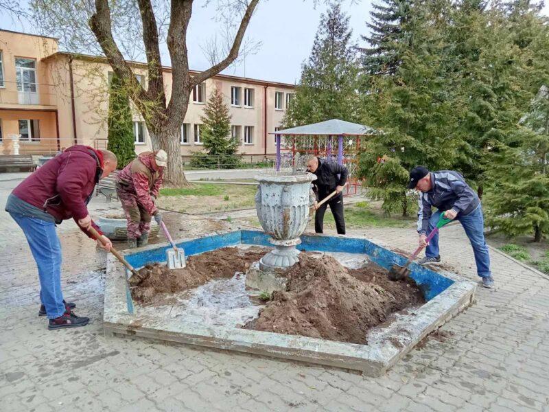 Труд на благо родной земли! На Несвижчине прошёл республиканский и районный субботник