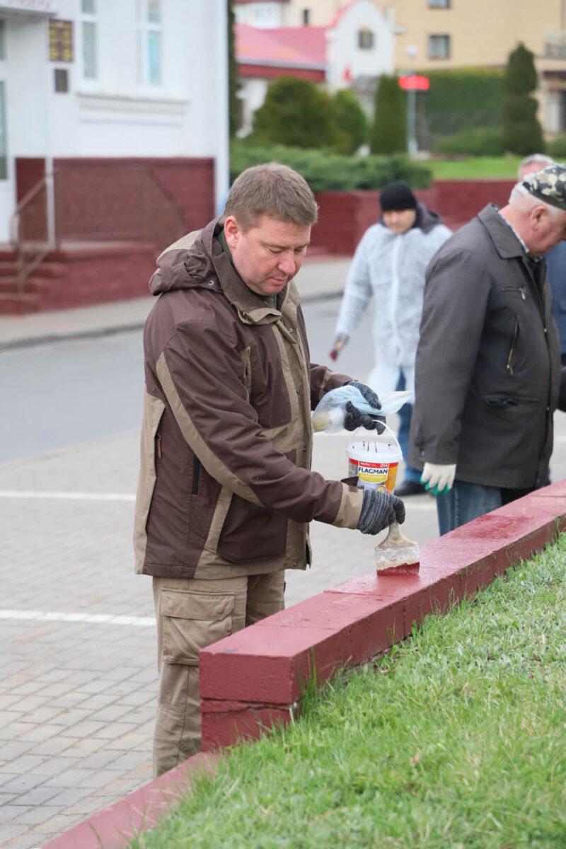 Труд на благо родной земли! На Несвижчине прошёл республиканский и районный субботник