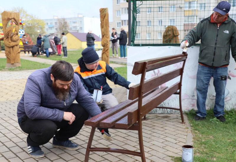Труд на благо родной земли! На Несвижчине прошёл республиканский и районный субботник