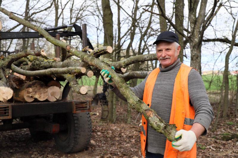 Труд на благо родной земли! На Несвижчине прошёл республиканский и районный субботник