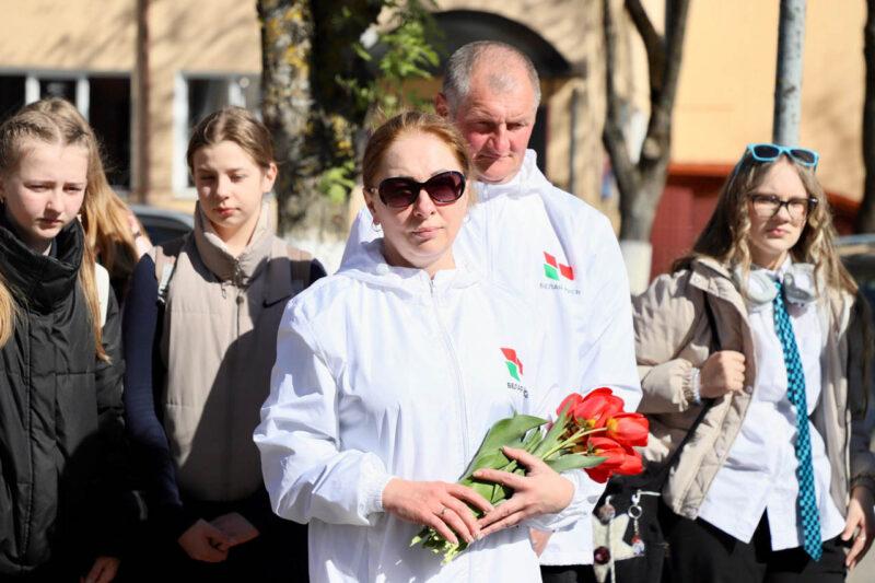 В Несвиже прошёл митинг, приуроченный ко Дню рождения Владимира Ленина. Фотофакт