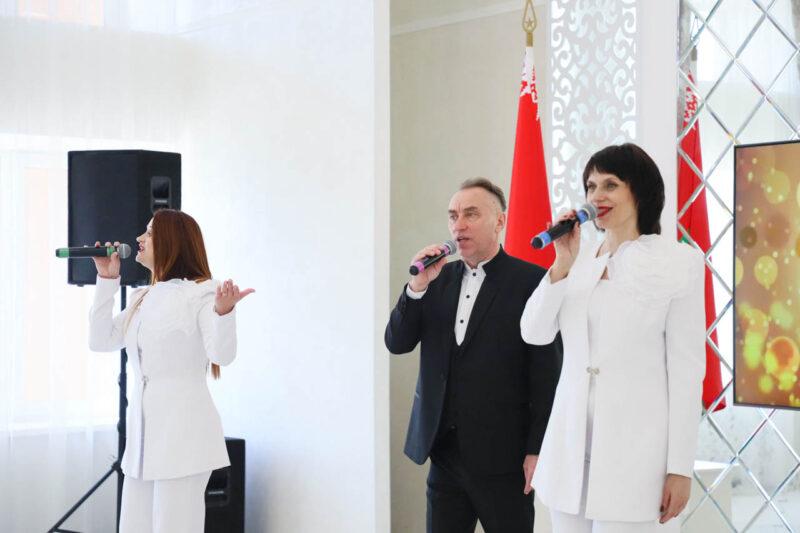 В РЦК наградили передовиков производства отрасли животноводства Несвижском района