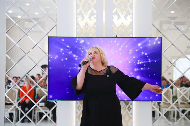 В РЦК наградили передовиков производства отрасли животноводства Несвижском района