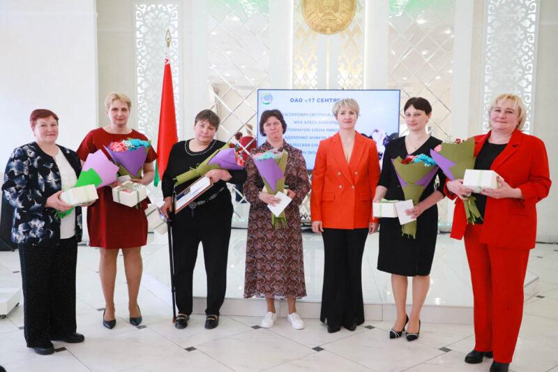 В РЦК наградили передовиков производства отрасли животноводства Несвижском района