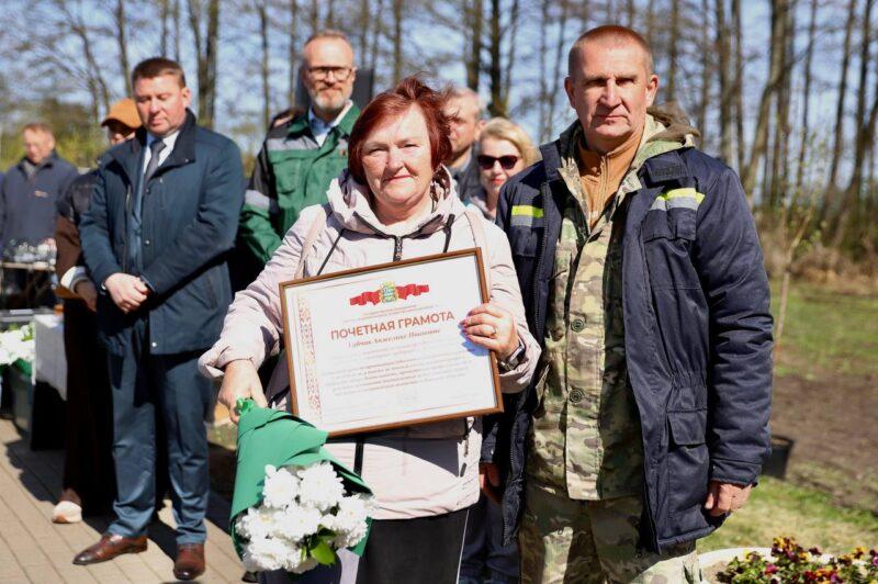 В Несвиже состоялась торжественная церемония открытия общественного пространства «Женщины ЖКХ — вместе»