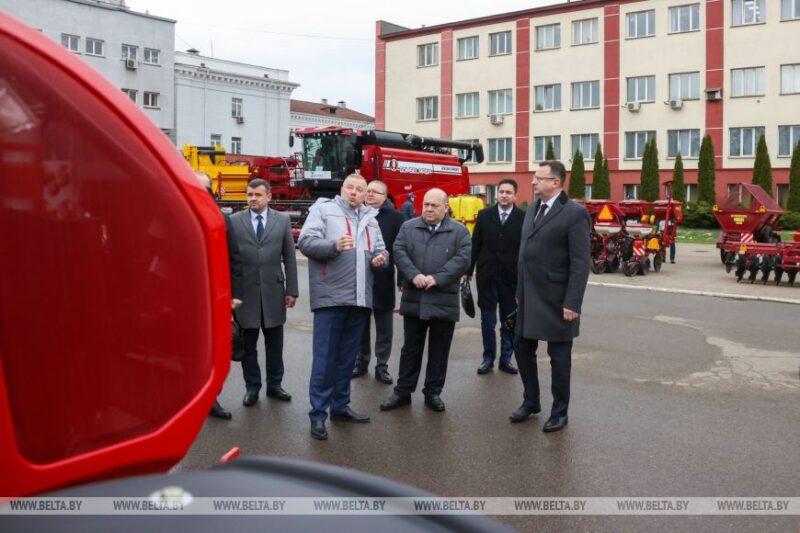 МТЗ ежегодно поставляет в Азербайджан не менее 700 единиц техники