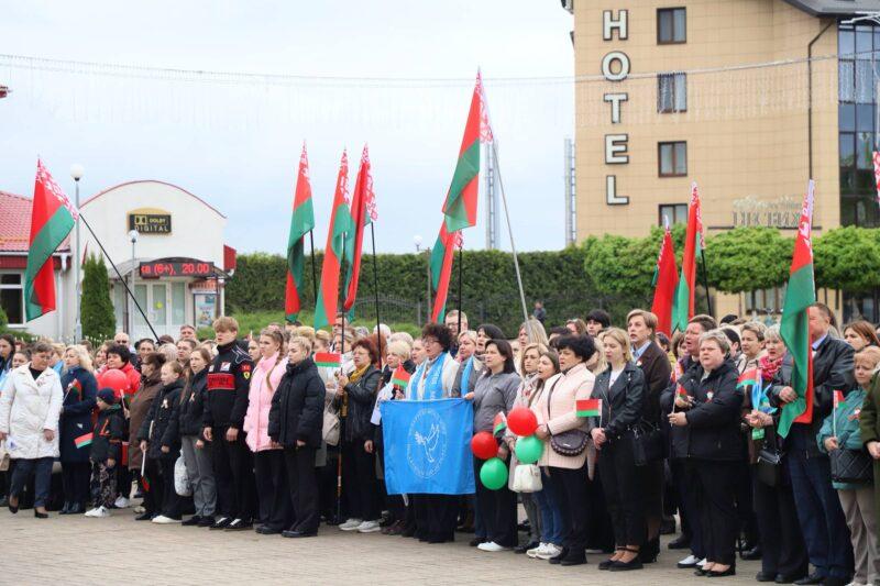 Праздник гордости и единства. На Несвижчине отметили День государственной символики