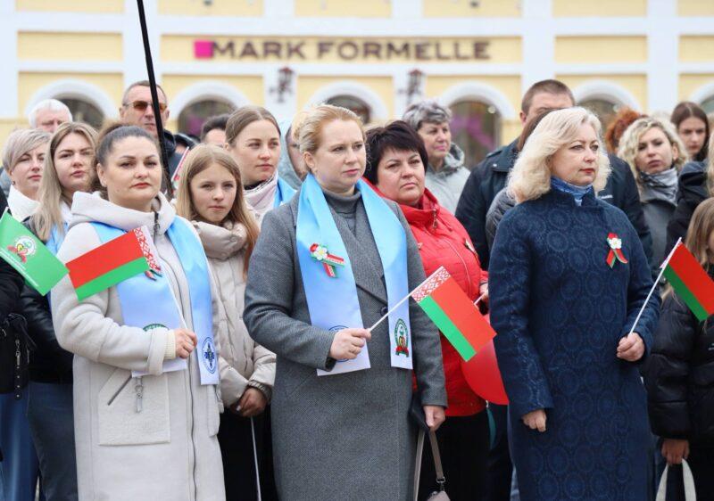 Праздник гордости и единства. На Несвижчине отметили День государственной символики