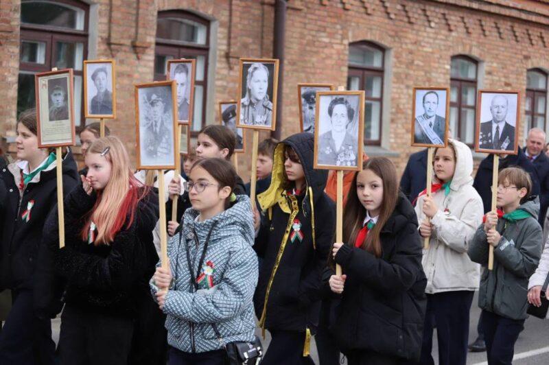 Символ несокрушимости духа: Несвиж встретил 81-ю годовщину Великой Победы