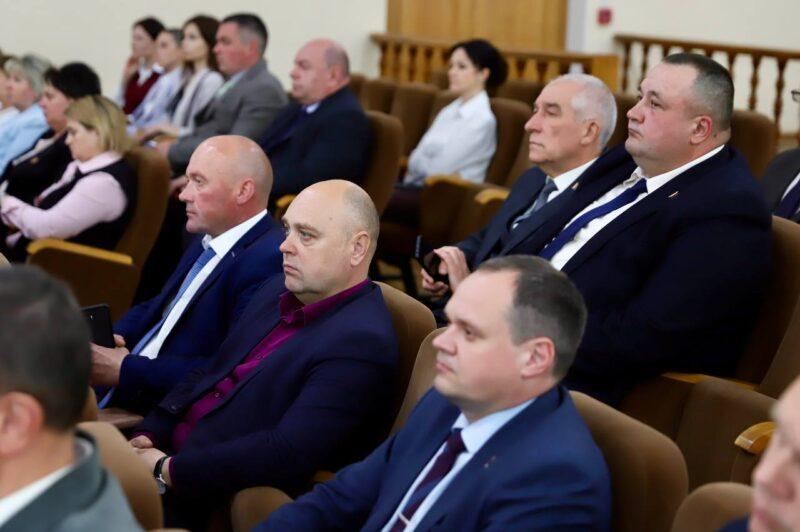 В Несвижском райисполкоме состоялось расширенное заседание по актуальным вопросам