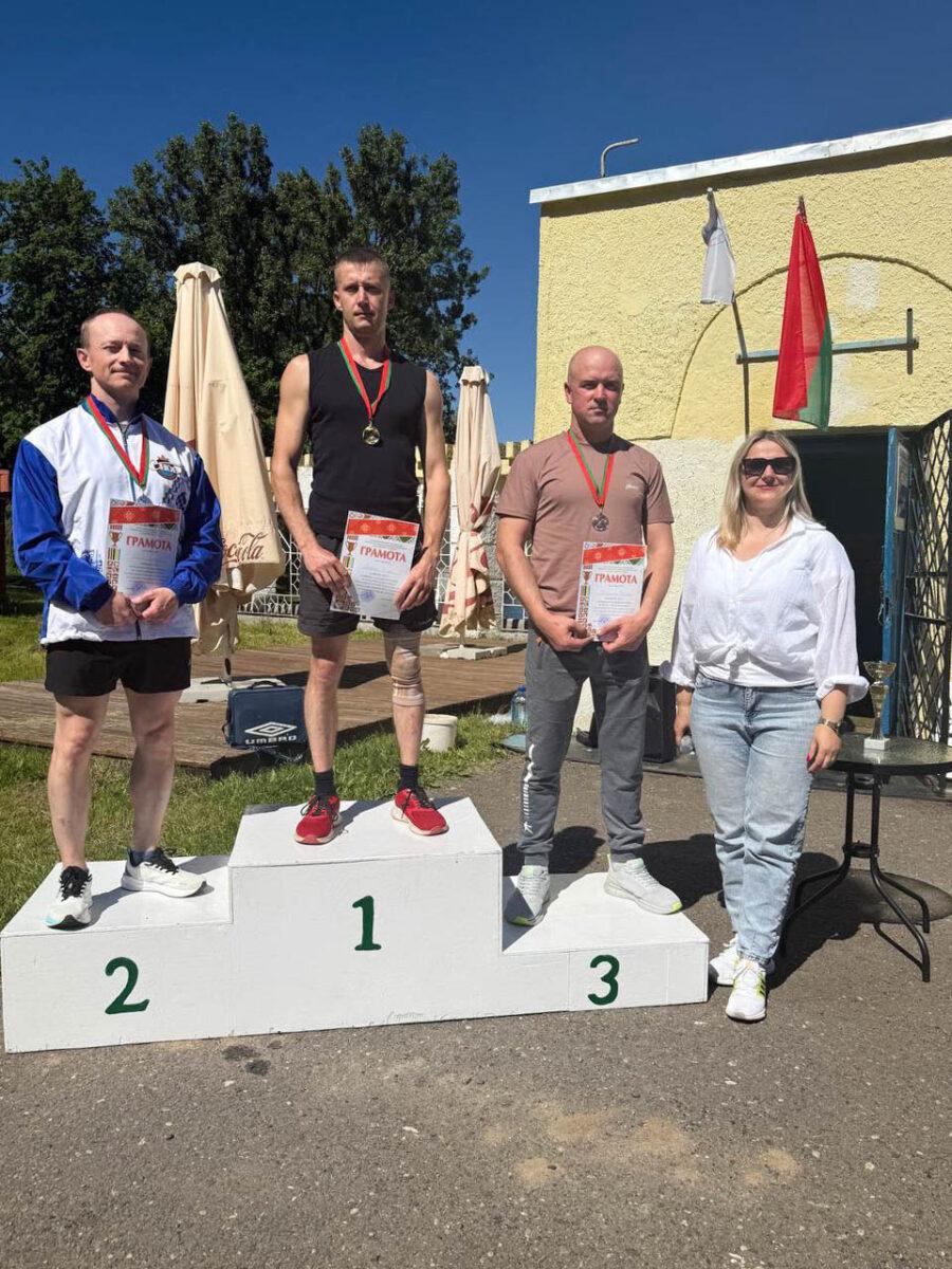 Навстречу здоровью и победам: состоялся чемпионат Несвижского района по легкоатлетическому кроссу