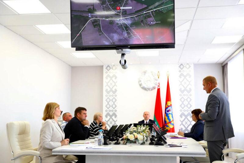 Председатель Миноблисполкома Алексей Кушнаренко провел приём граждан в Несвижском райисполкоме