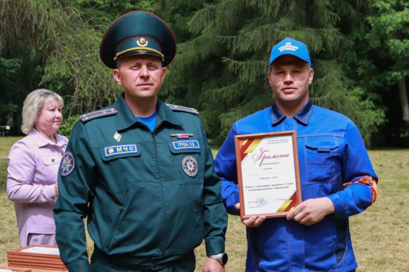 В Несвижском парке состоялись районные соревнования санитарных формирований гражданской обороны