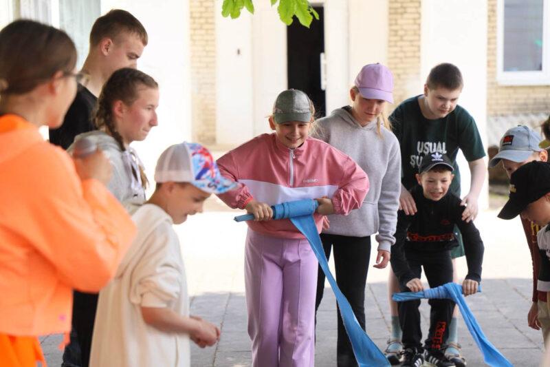 Солнце, подарки и аквагрим! В Городейской школе-интернате ярко отметили День защиты детей