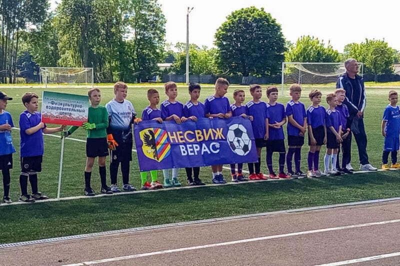 Серебро областного этапа «Кожаного мяча» — у Несвижа!