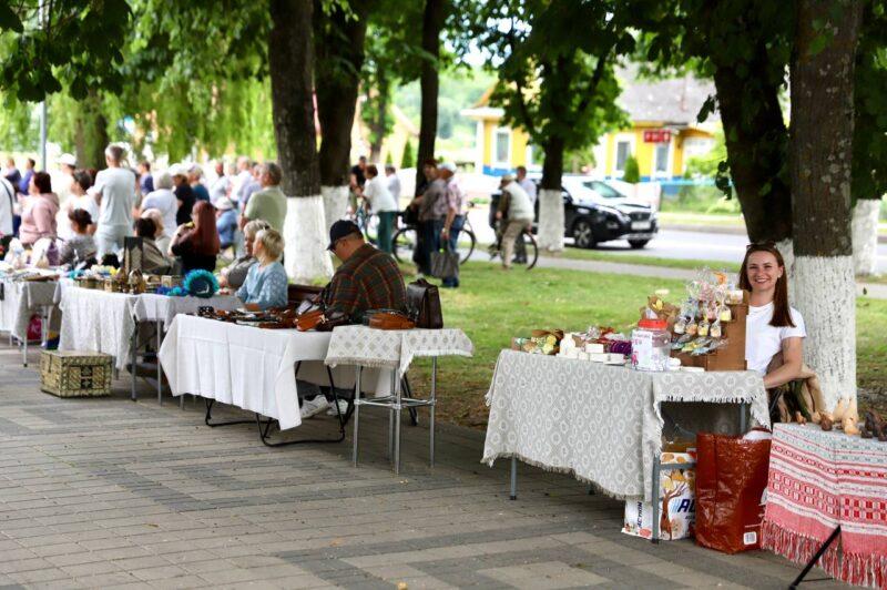В Несвиже состоялось торжественное открытие фестиваля «Без культуры нет истоков». Фотофакт