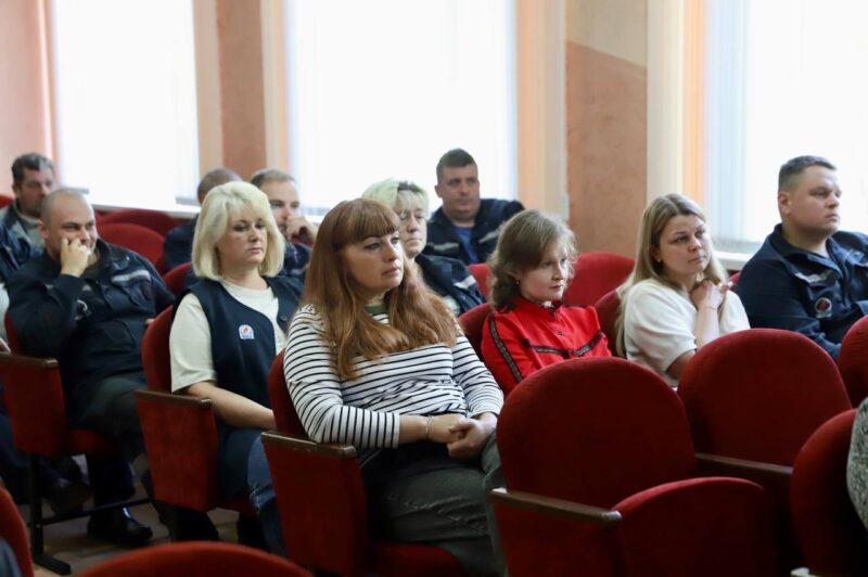 Председатель МООП Татьяна Гурьева провела встречу с трудовым коллективом Несвижского района