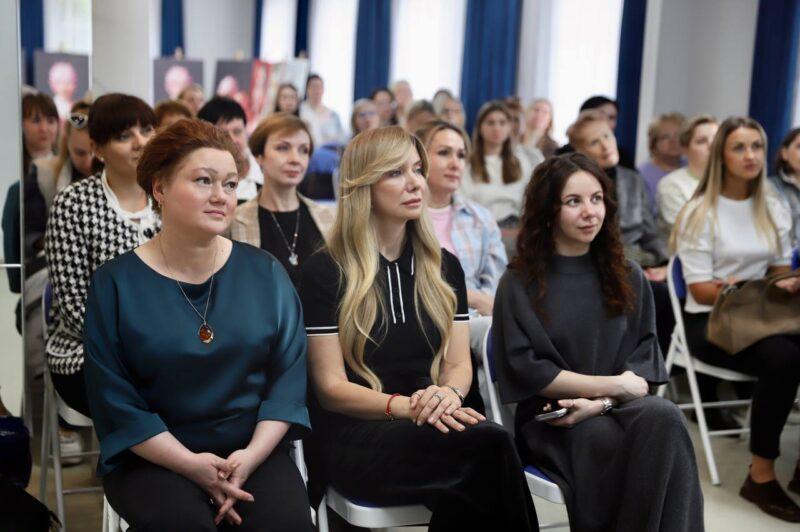 В Доме Белорусского союза женщин состоялась встреча руководства БСЖ с активом Несвижской районной организации