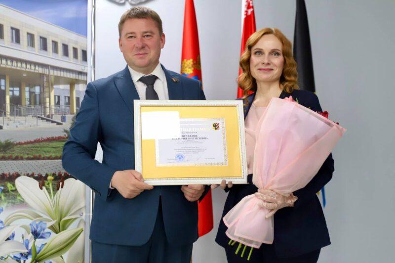 Верность профессии: в Несвижской ЦРБ чествовали героев в белых халатах