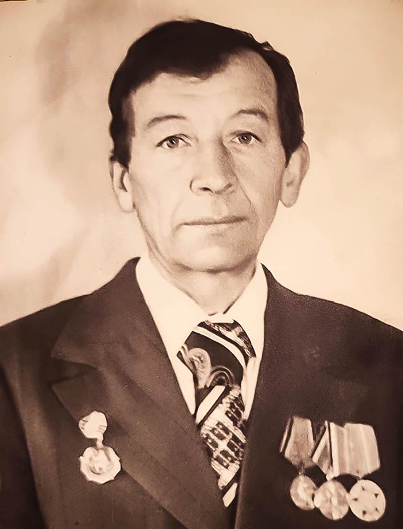 Григорий Макарович Нестер. Подарил мирное небо
