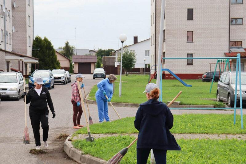 «ЖКХ и «Белая Русь» — ВМЕСТЕ!». Благоустройство и наведение порядка продолжается в Несвиже