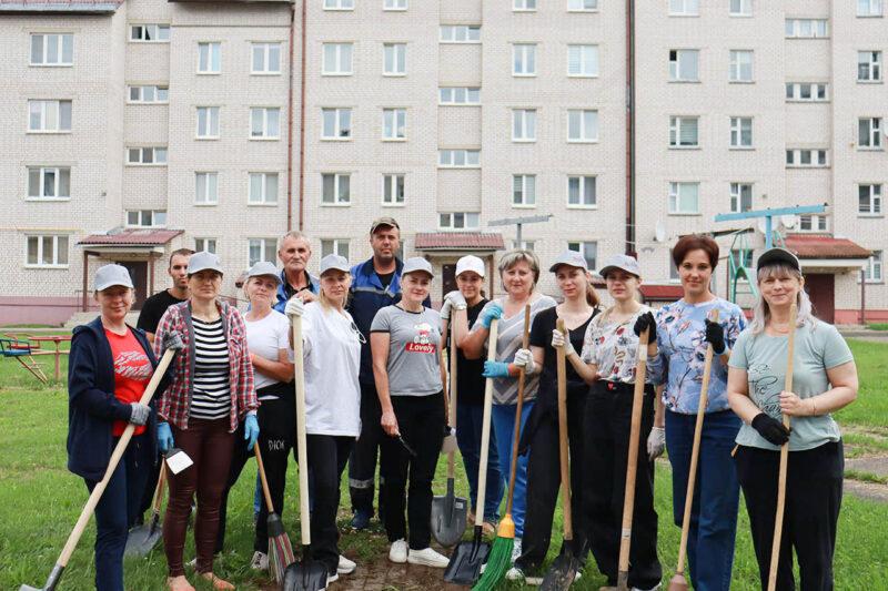 «ЖКХ и «Белая Русь» — ВМЕСТЕ!». Благоустройство и наведение порядка продолжается в Несвиже