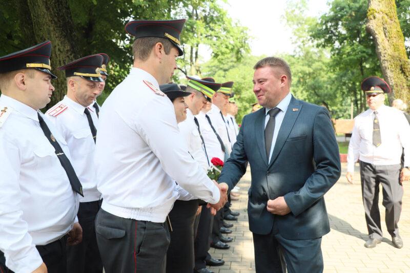 В Несвиже состоялось торжественное мероприятие, посвящённое 90-летию со дня образования Госавтоинспекции