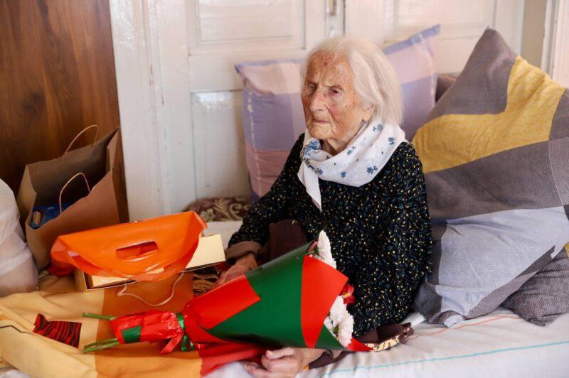 В Несвижском районе поздравили со 100-летних юбиляров