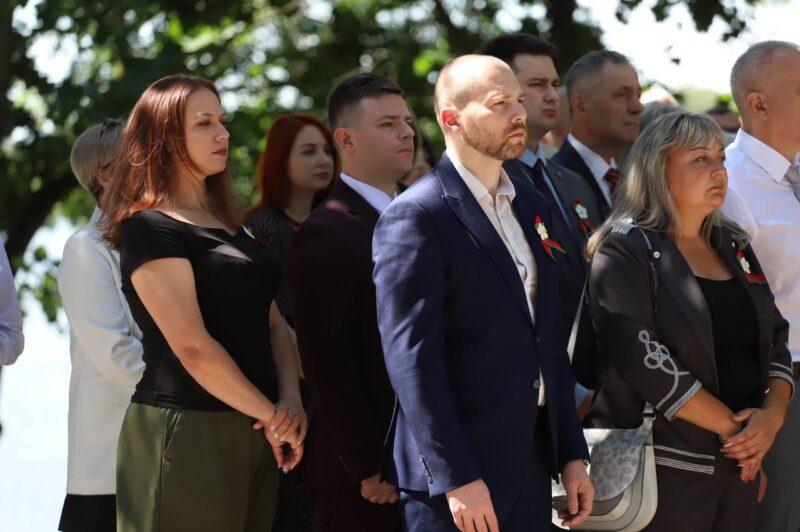 В День Независимости Республики Беларусь у Братской могилы в Несвижском парке состоялся митинг