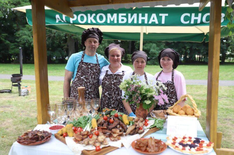 В Несвижском парке состоялся открытый чемпионат по приготовлению гриля и барбекю «Трафей паляўнічага»
