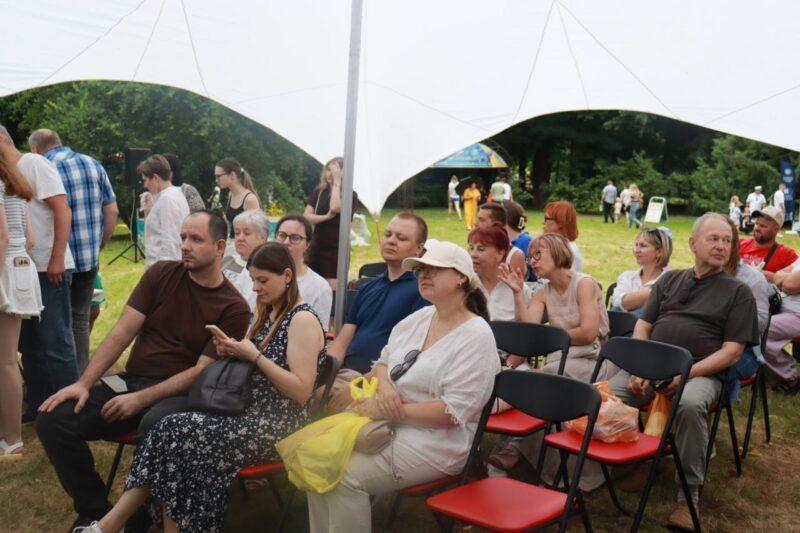В несвижском парке прошёл открытый сырный фестиваль «СЫРодел»