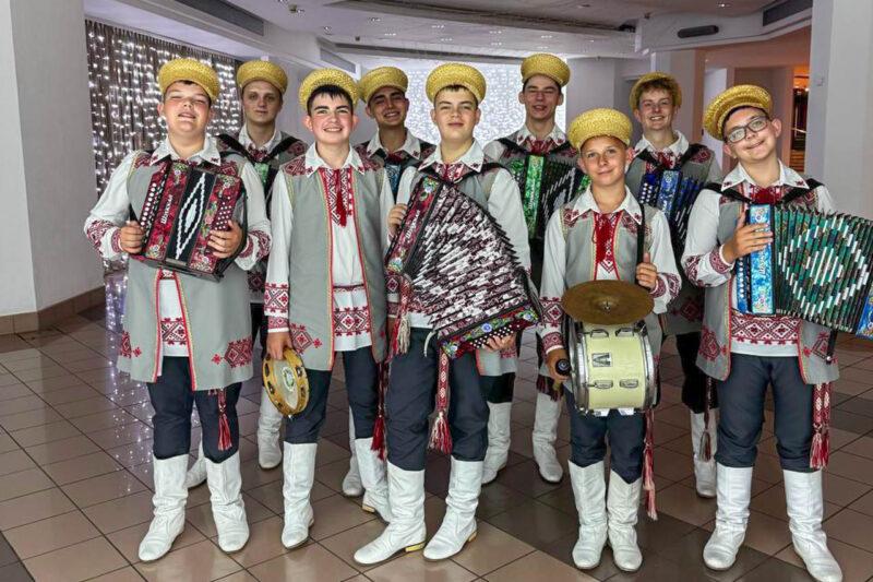 Знай наших! 2 июля несвижские коллективы зажгли на главной сцене страны!