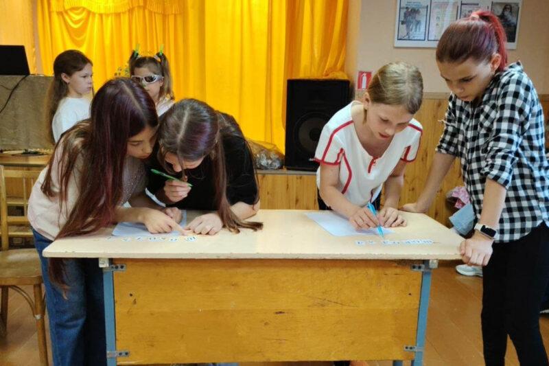 В Леоновичской сельской библиотеке-клубе прошёл тематический день, посвящённый шоколаду