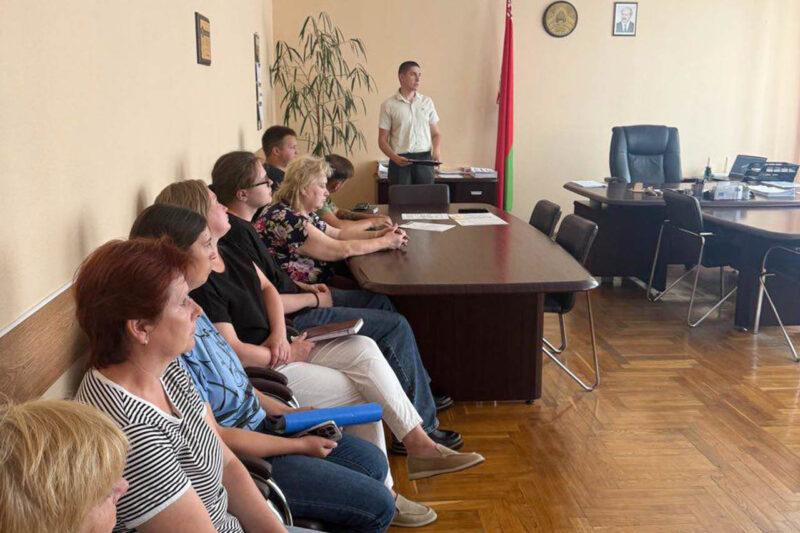 В трудовых коллективах Несвижчины проходит Единый день информирования