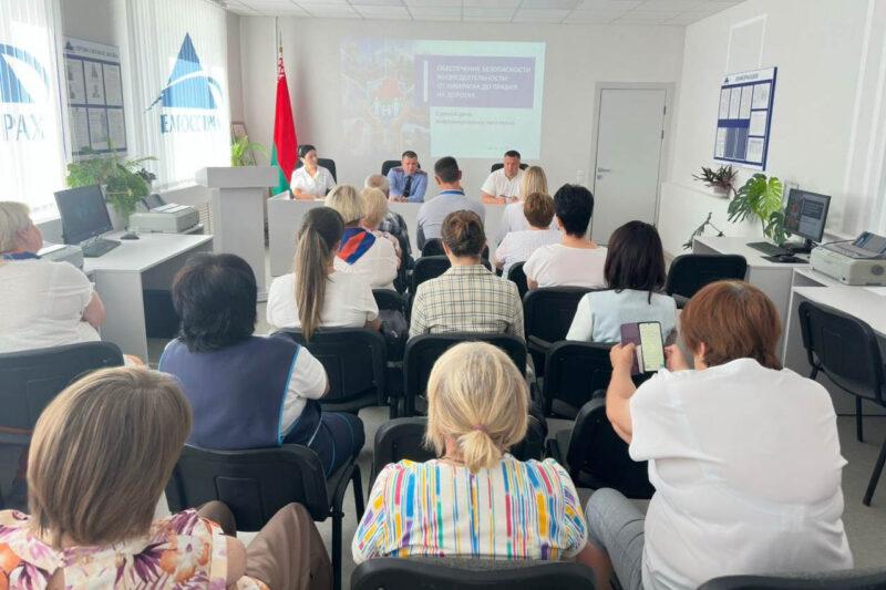 В трудовых коллективах Несвижчины проходит Единый день информирования