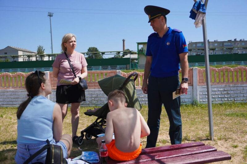 На страже безопасности: спасатели продолжают проводить рейды по местам купания