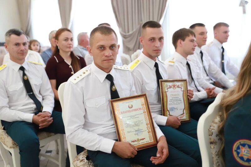 Профессия на рубеже огня: в Несвиже прошло торжественное мероприятие, посвящённое Дню пожарной службы