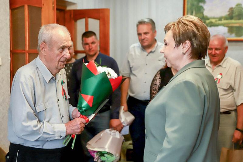 В канун Дня Независимости на Несвижчине поздравили малолетних узников