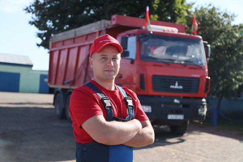 Хлеб весом в пятнадцать тысяч тонн