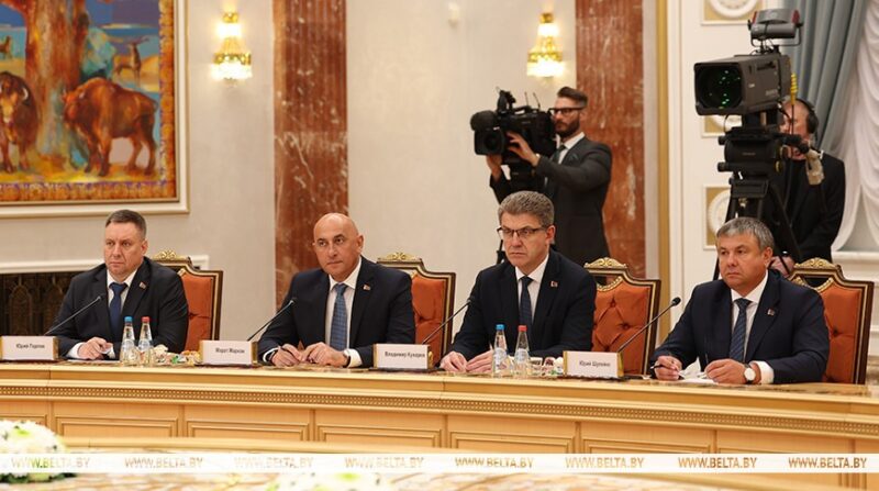 (без названия)