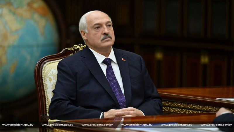Президент Беларуси Александр Лукашенко 3 сентября принял с докладом председателя Мингорисполкома Владимира Кухарева.