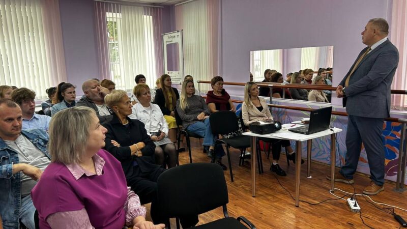 Единый день информирования прошел 10 сентября во всех предприятиях и организациях Несвижчины
