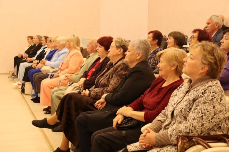 «Берегите близких, близких берегите»: На Несвижчине провели ряд мероприятий ко Дню пожилых людей