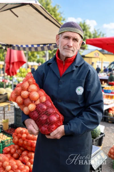 Стартовали региональные ярмарки: представлен широкий ассортимент продукции